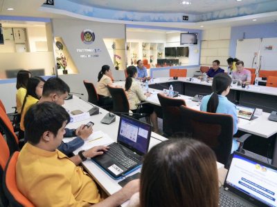 พช. ประชุมชี้แจงแนวทางการตรวจประเมินศักยภาพศูนย์เรียนรู้การพัฒนาคุณภาพชีวิตตามหลักทฤษฎีใหม่ประยุกต์สู่ “โคก หนอง นา” ผ่านระบบวีดิทัศน์ทางไกล (video conference)